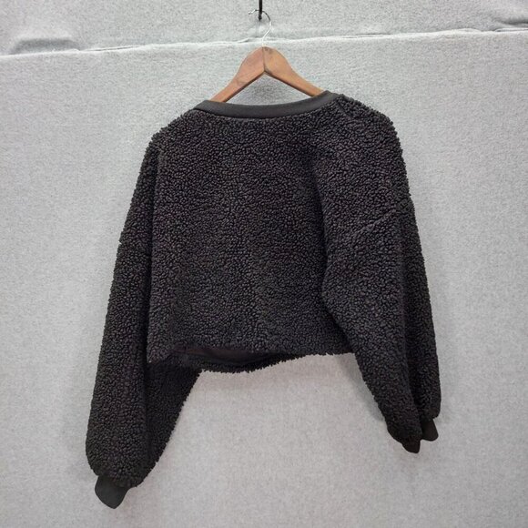 Wild Fable Pullover Crop - Picture 3 of 3